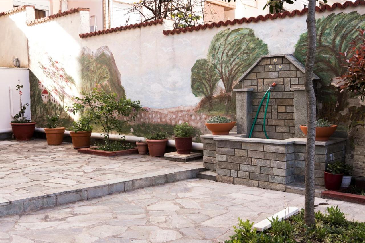Areti Apartments لِتوخورو المظهر الخارجي الصورة